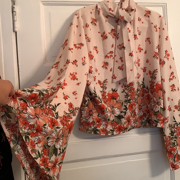 Bell Sleeve Poppy Blouse - Picture 2 of 3